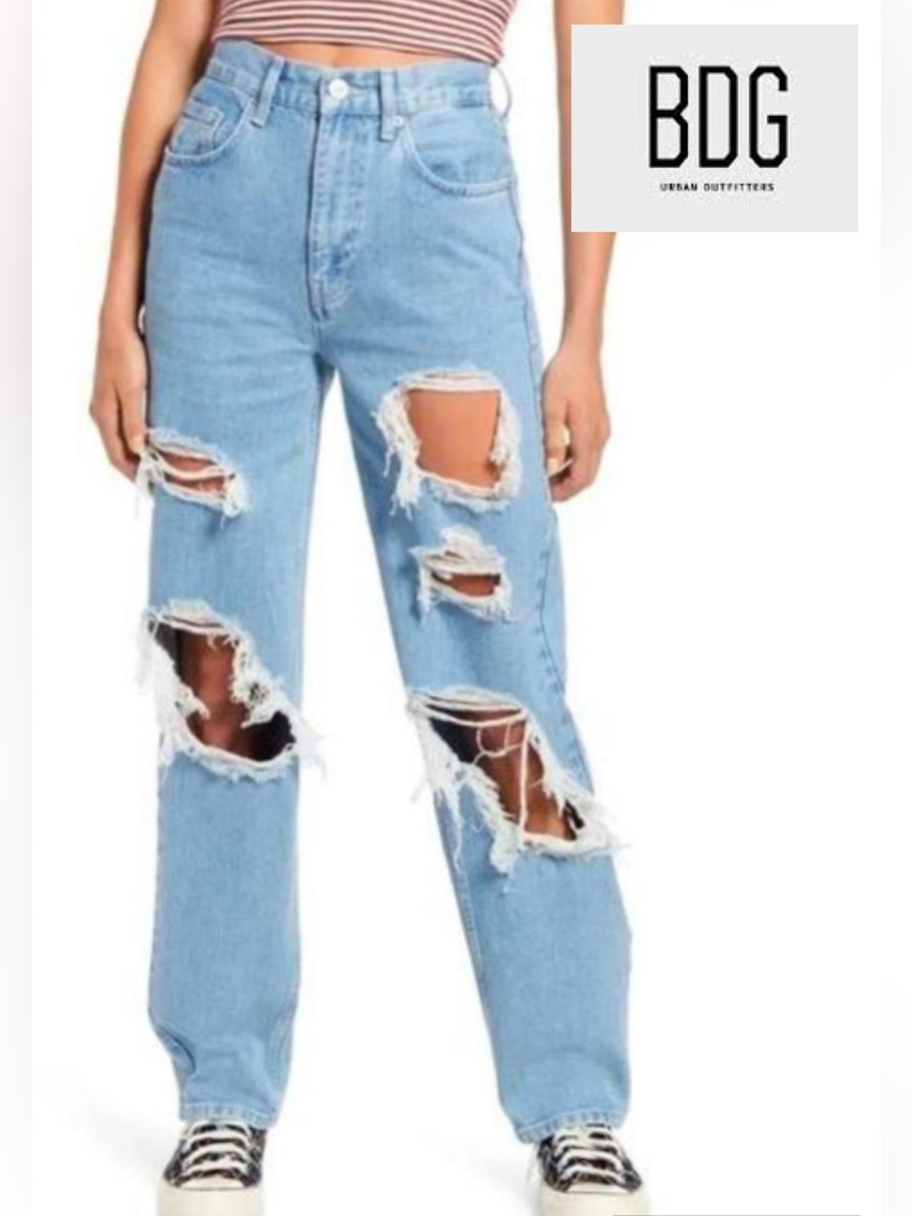 BDG High Rise Baggy Distressed Jeans {Light Blue} 27
